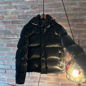 Super puff shorty TNA black gloss , liquid shine